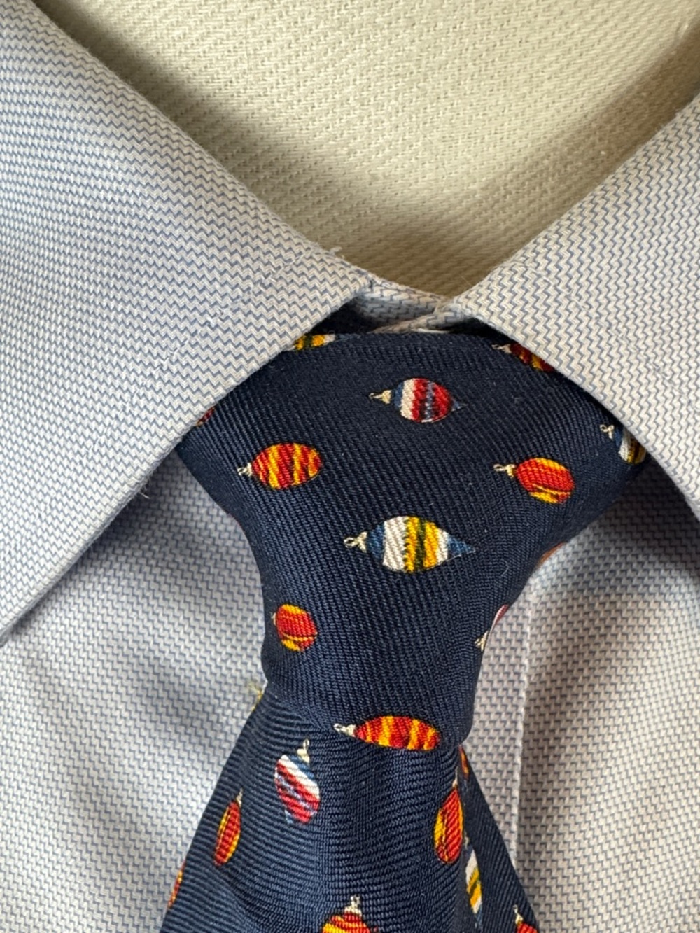 Brooks Brothers Men’s Necktie Navy Silk Tie with Ornaments Made in USA
